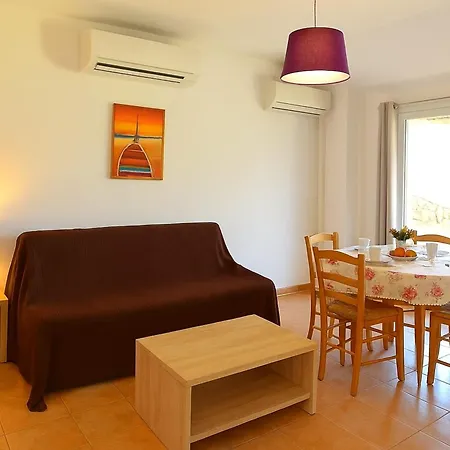 Villa Mini Vue Jardin Dans Résidence Calme Wifi Piscine à Pied Serra-di-Ferro (Corsica)